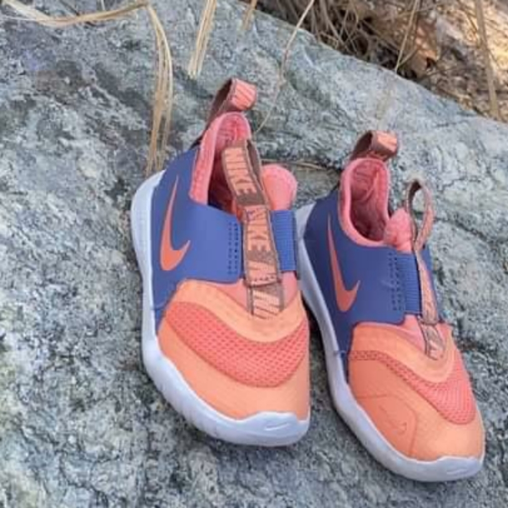 Toddler girls Flex runner slip on running sneakers Nike Flex Size 5C us